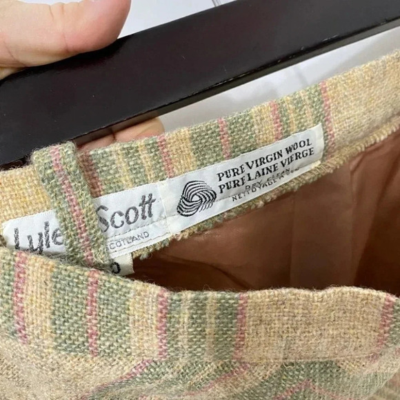 Vintage - 70s Chevron Wool Midi Skirt - Picture 9 of 11